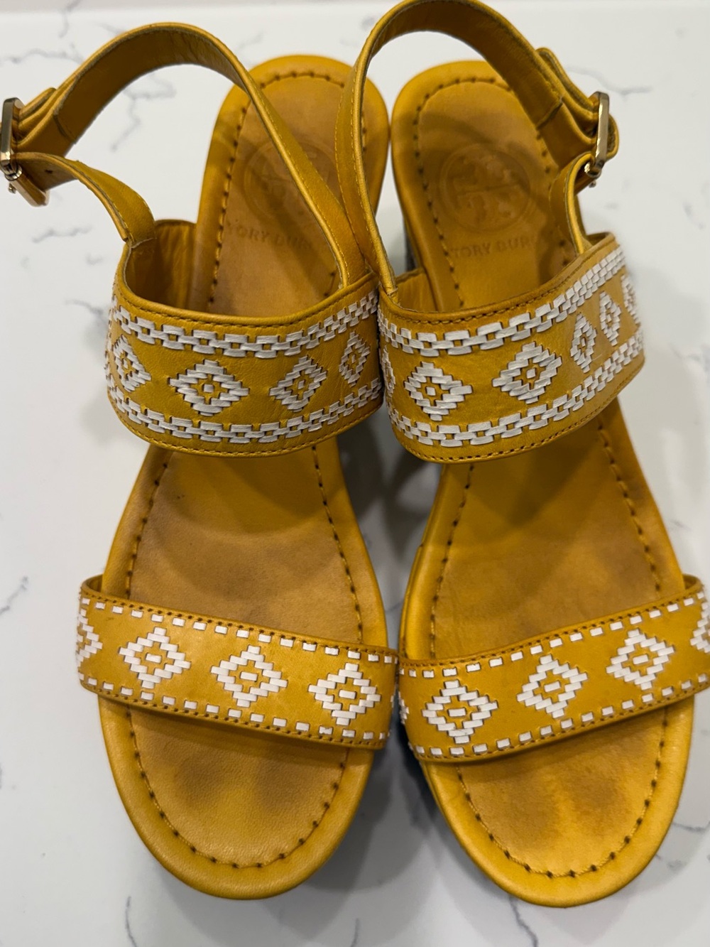 Tory Burch Women’s Reena Tribal Wedge  Slingback Sandals Yellow/White size 8.5